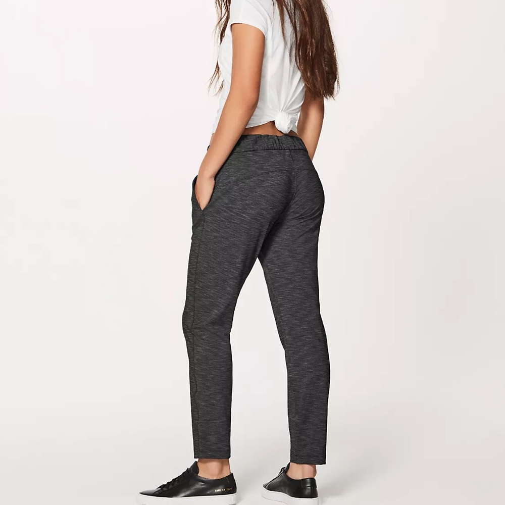 Lululemon On the Fly 7/8 Pant 27’’